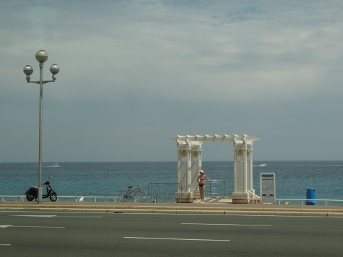 苏黎世，卢塞恩，尼斯，摩纳哥，戛纳，巴塞罗那，阿维尼翁，里昂