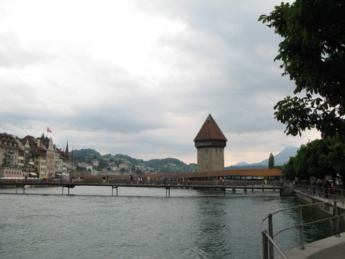 苏黎世，卢塞恩，尼斯，摩纳哥，戛纳，巴塞罗那，阿维尼翁，里昂