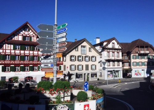 巴塞南法循环线