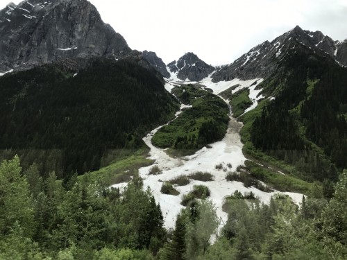 温哥华• 落基山• 班夫• 露易丝湖• 冰原5天游