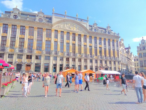 荷比卢德法: 大广场 大风车 大峡谷四日风情之旅