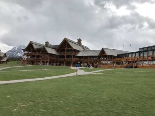 温哥华• 落基山• 班夫• 露易丝湖• 冰原5天游