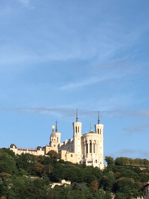 巴塞南法循环线