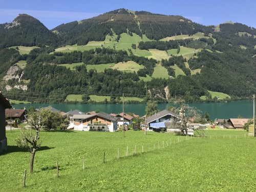 【奇峰湖泊，亲近自然】德瑞双国，金色快车之旅
