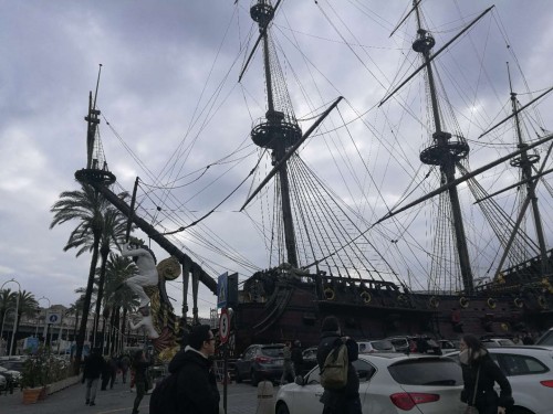 热那亚-塞拉瓦莱名品奥特莱斯