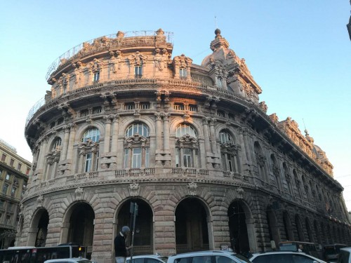 热那亚-塞拉瓦莱名品奥特莱斯