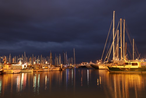 巴塞，巴塞，地中海，戛纳，米兰，尼斯，巴塞，巴塞，里昂，断桥