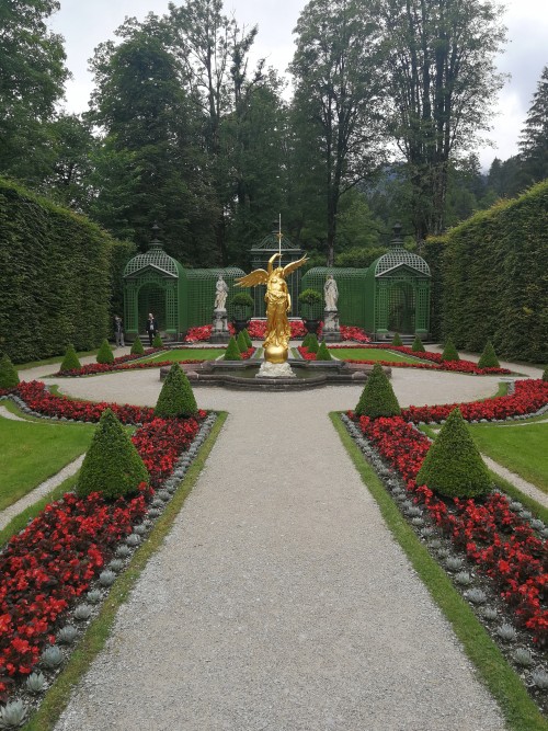 一国深度 深“德”我心