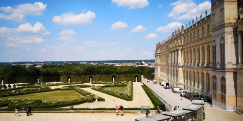 1奥地利 2和3威尼斯 4和5弗洛伦萨  6新天鹅堡俯视田园 7和8荷兰 9法国凡尔赛宫 10卢森堡大峡谷