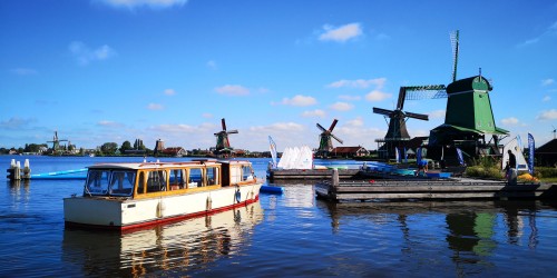 1奥地利 2和3威尼斯 4和5弗洛伦萨  6新天鹅堡俯视田园 7和8荷兰 9法国凡尔赛宫 10卢森堡大峡谷