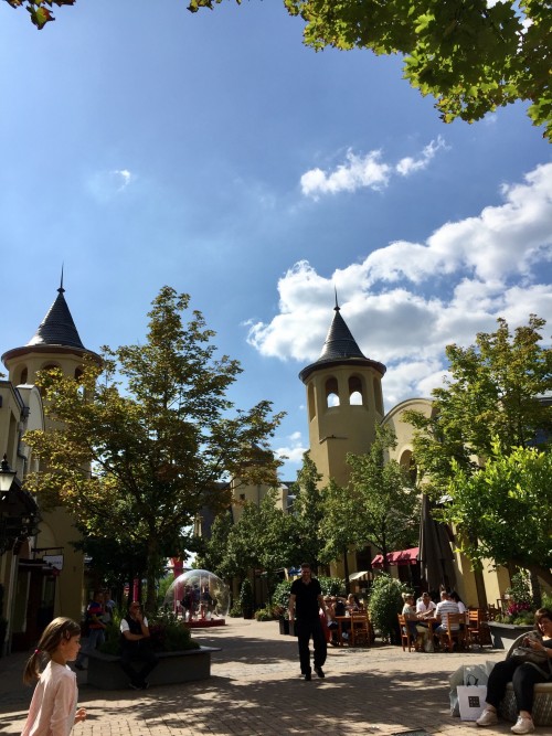 Wertheim Village 购物之旅