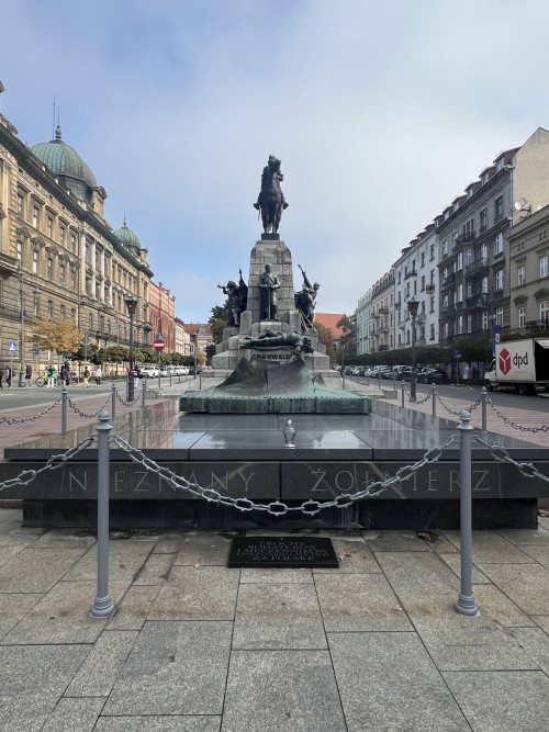 【波兰首都】3天2夜 华沙周末精彩游（酒店+火车票套餐）