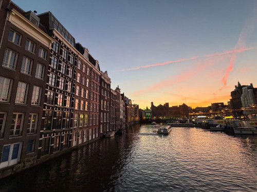 遍游西欧风情6日深度游（巴黎往返·荷比卢德法五国六日游）