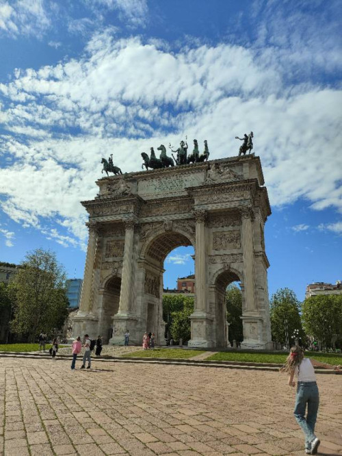 <秘境漫游>米兰文艺复兴•普罗旺斯•瑞士雪山｜瑞士南法蔚蓝海岸6日之旅