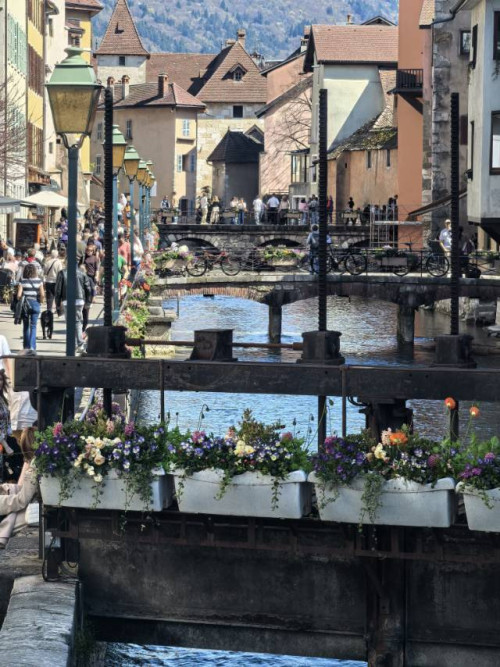 【法国+瑞士+西班牙】巴塞南法循环线