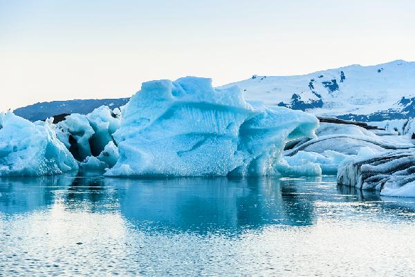 冰岛四日游:斯奈山半岛+南部海岸+杰古沙龙冰河湖+蓝冰洞(18人英文小巴团)