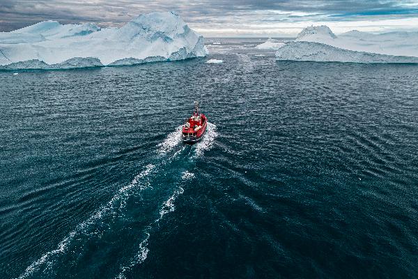 格陵兰之仲夏:午夜太阳,冰山,鲸鱼5天4晚探索之旅(哥本哈根往返)