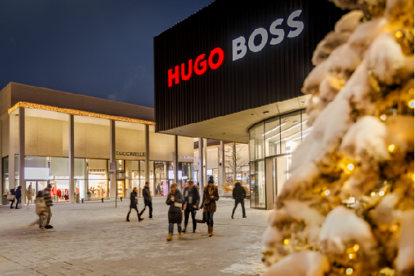 梅青根购物村Outlet Metzingen往返巴士（包斯图加特往返车票+额外九折卡+5欧元餐券）
