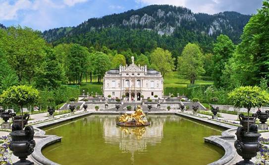 林德霍夫宫及上阿默高一日游 (慕尼黑往返)（4人起卖）