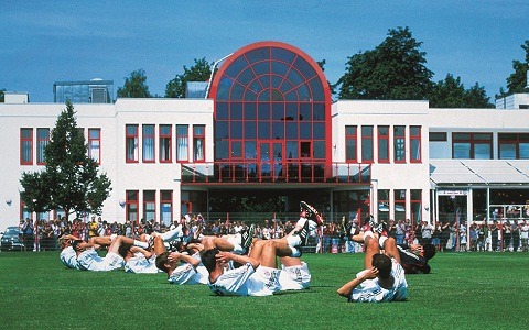 拜仁球场之旅-- 含英文或德文导游讲解