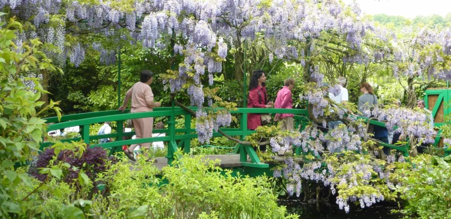 法国印象派大师莫奈故居花园+吉维尼小镇半日游 (巴黎往返)