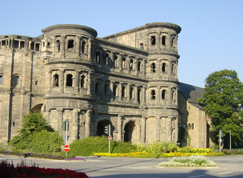 特里尔观光巴士