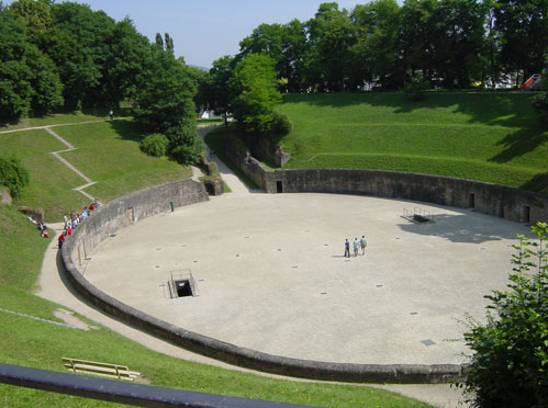 特里尔观光巴士