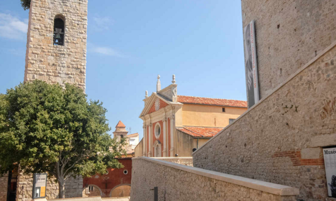 埃兹小镇 +摩纳哥+蒙特卡洛半日游