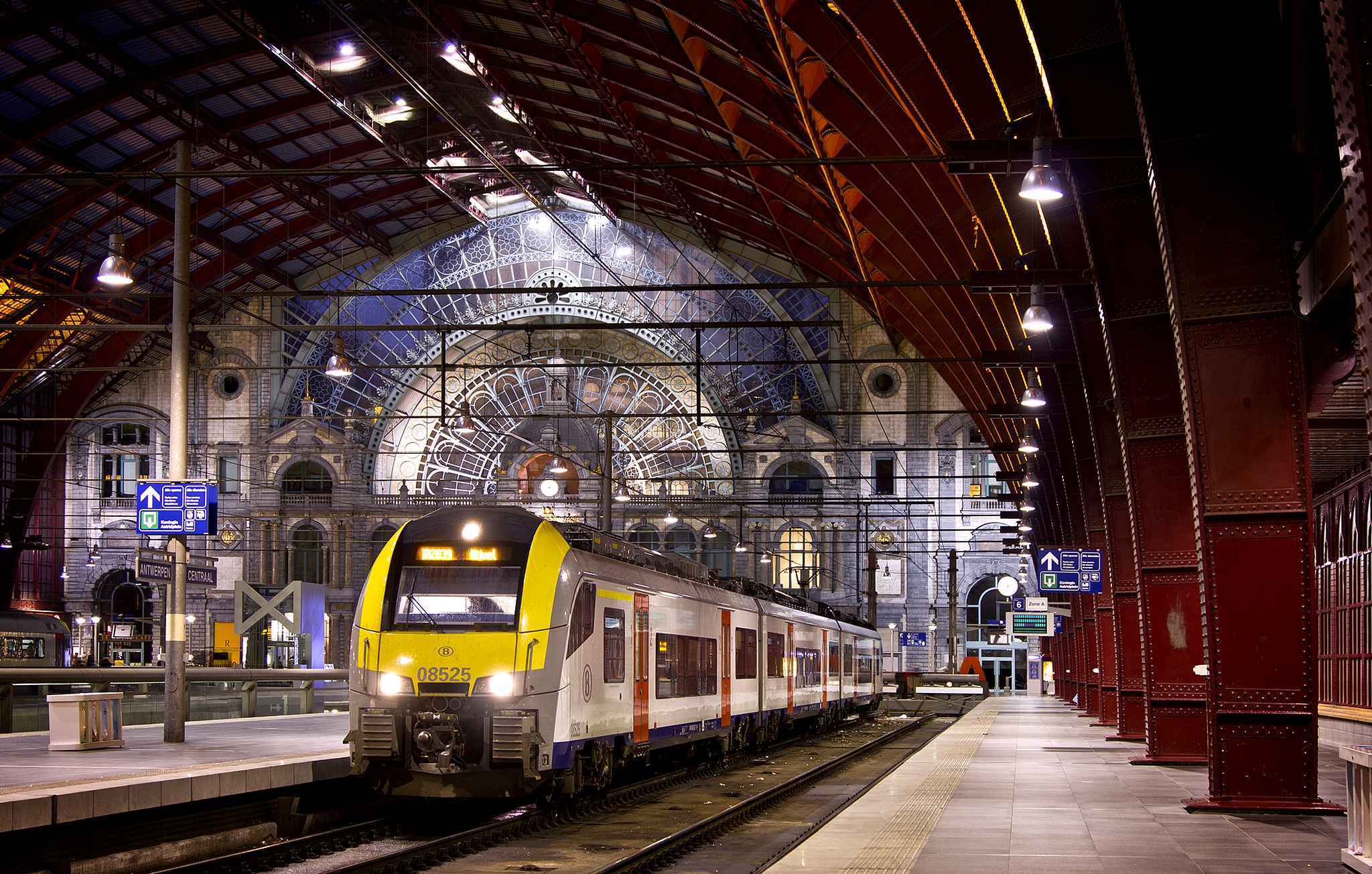 布鲁塞尔出发，安特卫普半日游