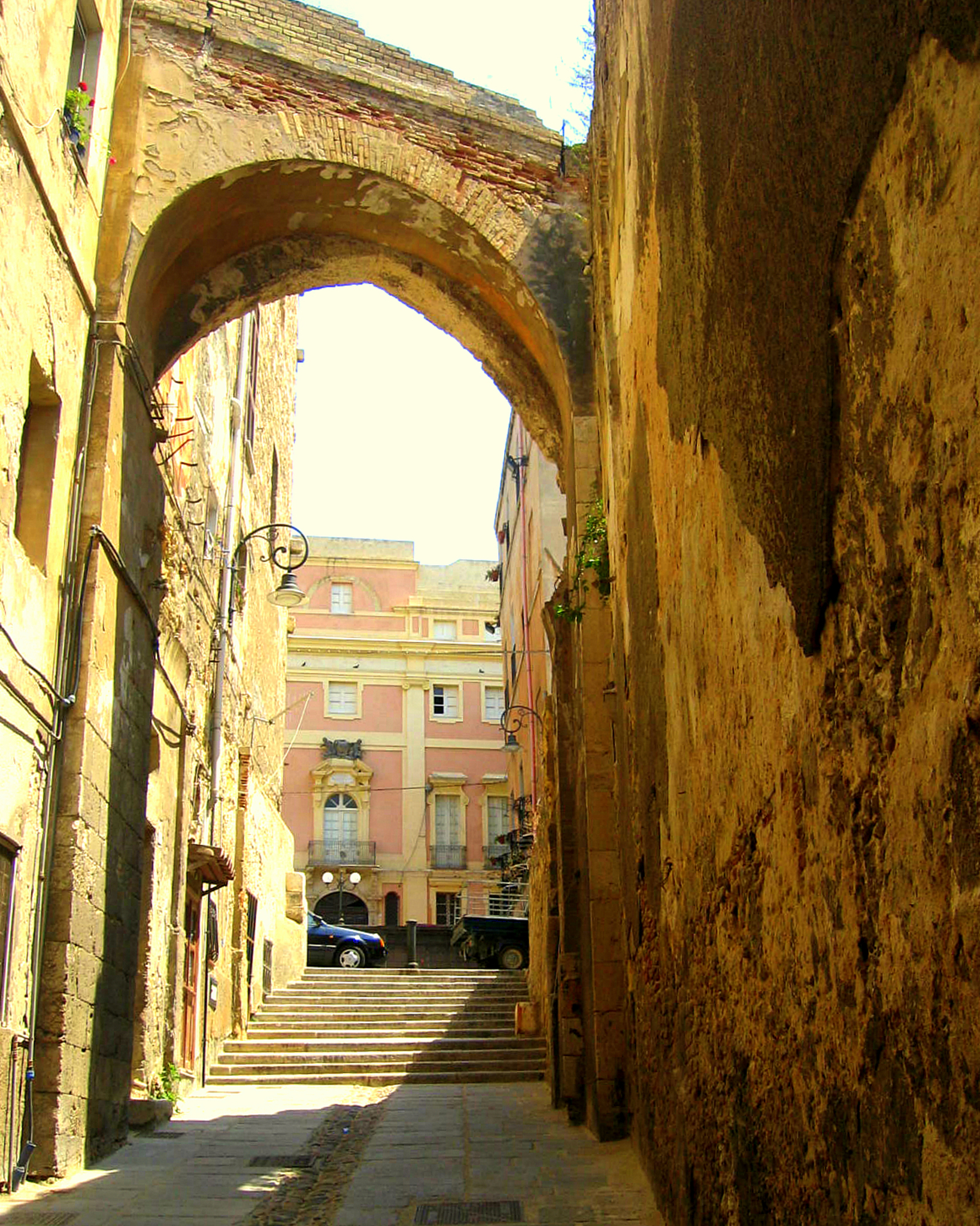 卡利亚里半日游