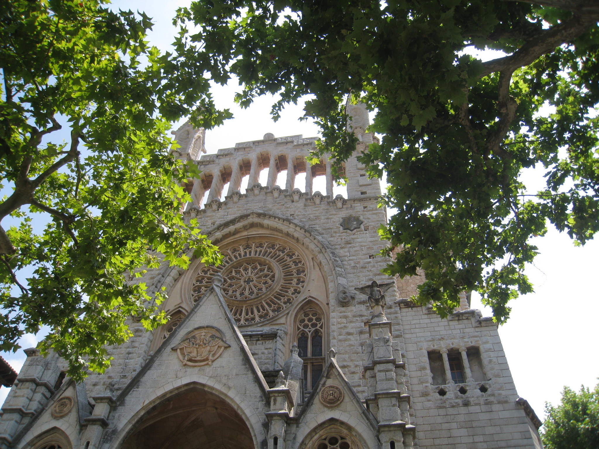 法德莫萨和索列尔一日游+火车车票