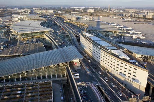 巴黎戴高乐机场CDG-巴黎市区（中文接送机服务）