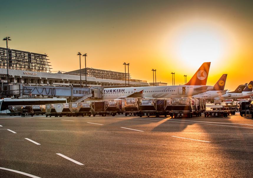 斯图加特机场（STR）- 斯图加特市区 - （中英文接送机）