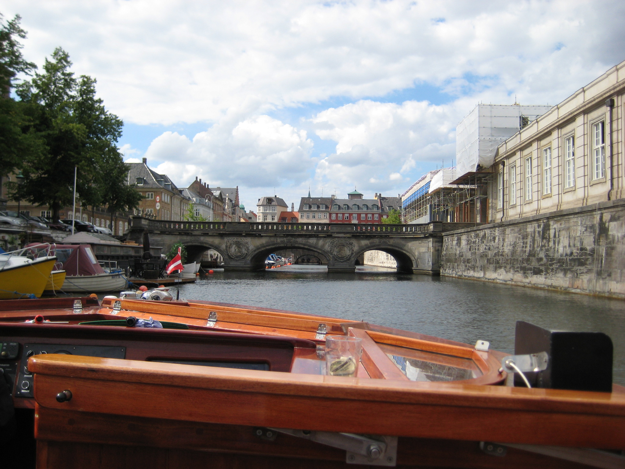 哥本哈根老海滩出发一小时游船