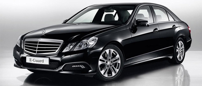 苏黎世国际机场(ZRH)--苏黎世市区（中英文接送机）