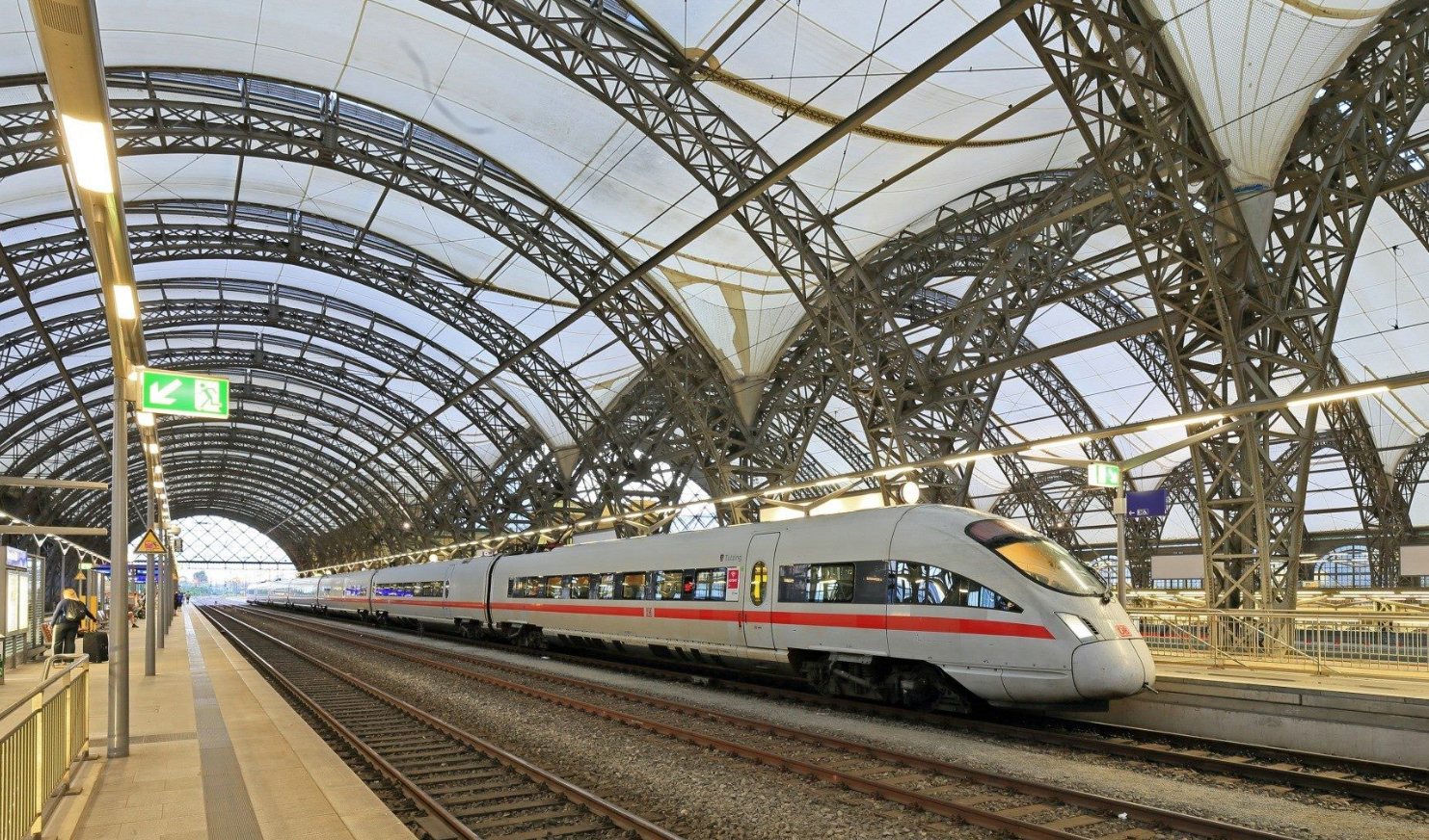 法兰克福-斯图加特点对点火车票