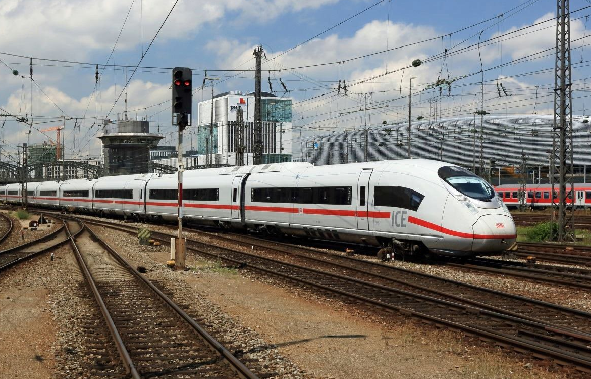 法兰克福-斯图加特点对点火车票