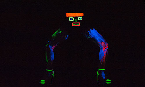 疯马俱乐部表演秀门票