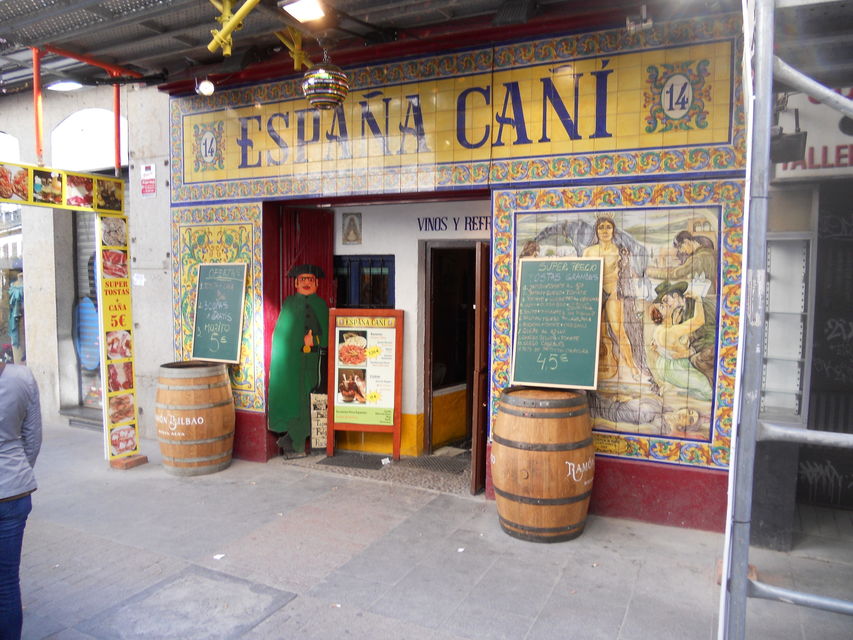 马德里晚间小吃之旅（2人起订）