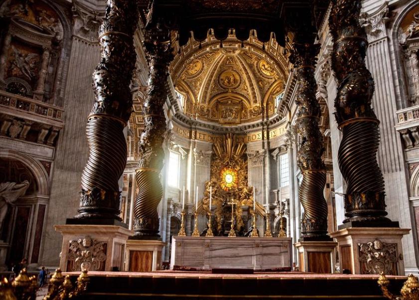  圣伯多禄大殿/圣彼得大教堂 -- 免排队+中文讲解器