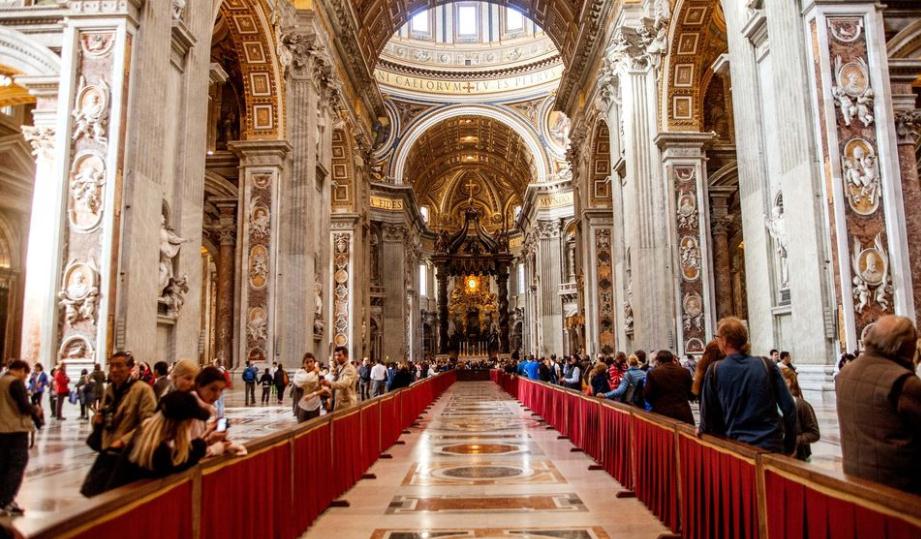  圣伯多禄大殿/圣彼得大教堂 -- 免排队+中文讲解器