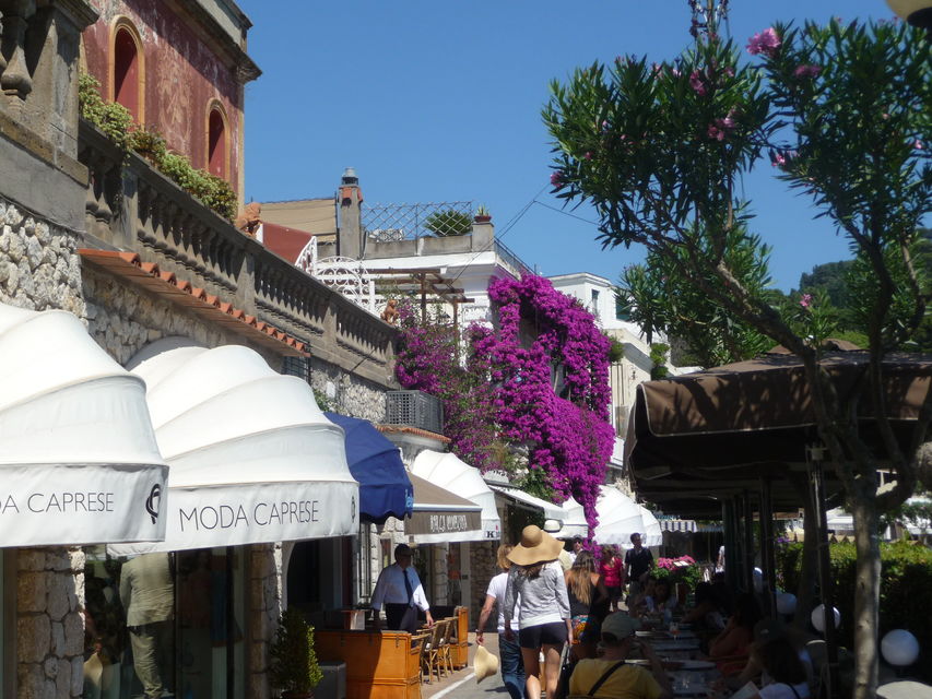 意大利卡普里岛Capri休闲一日游（2人起订）
