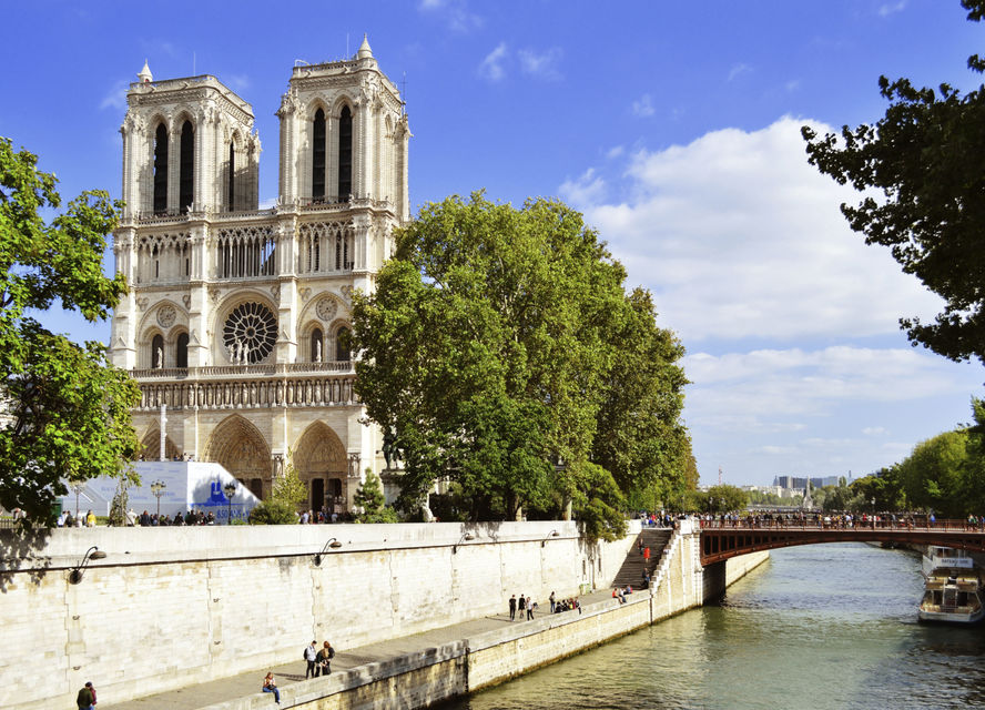 巴黎圣母院——免排队+中文语音导览游